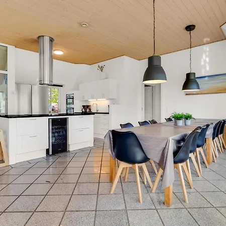 2033 Ferienhaus *
